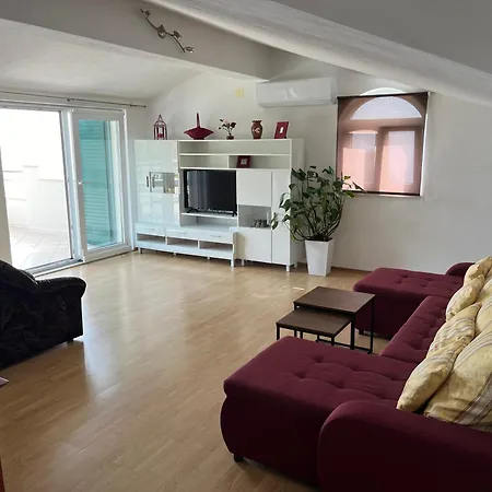 Apartment Tomas