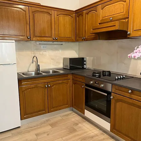 Tomas Διαμέρισμα Brela