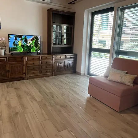 Tomas Apartment *
